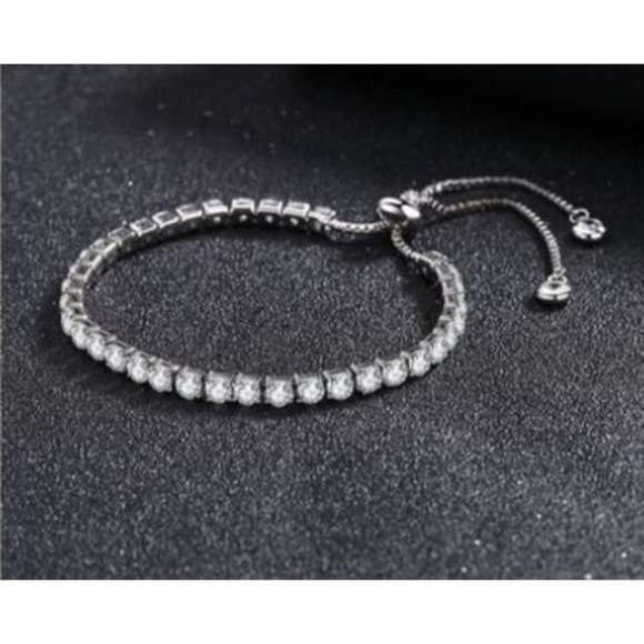Jewelry - Swavorkski crystals tennis bracelet